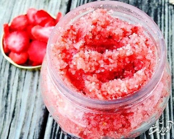 اسکراب توت فرنگی